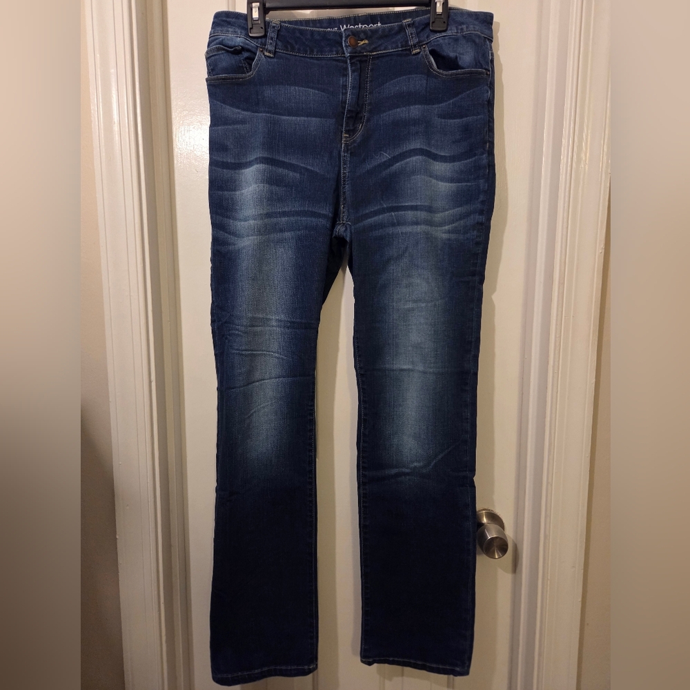 Westport Signature Fit Straight Leg Jeans Pants.  Size 14.